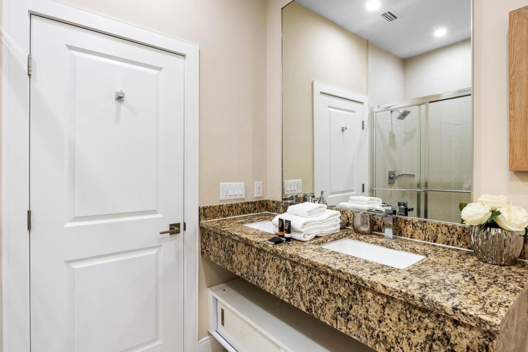 4 Bedroom- 4,5 Bathroom Magic Village 7603 Rd Orlando Kültér fotó